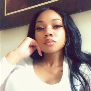 Meet your Posher, Kaneka